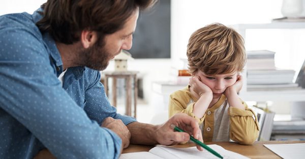 برقراری ارتباط مؤثر با کودک دارای اختلال یادگیری